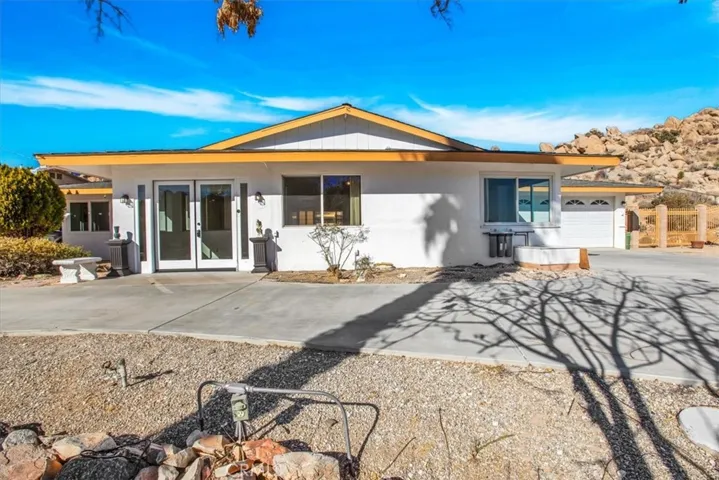 57100 Monticello Road, Yucca Valley, California 92284