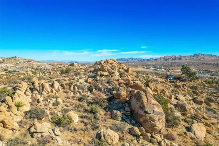 57100 Monticello Road, Yucca Valley, California 92284