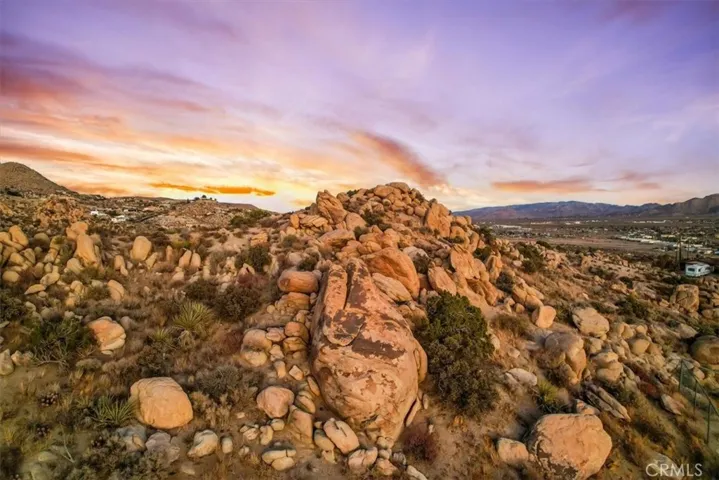 57100 Monticello Road, Yucca Valley, California 92284