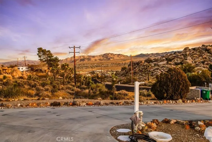 57100 Monticello Road, Yucca Valley, California 92284