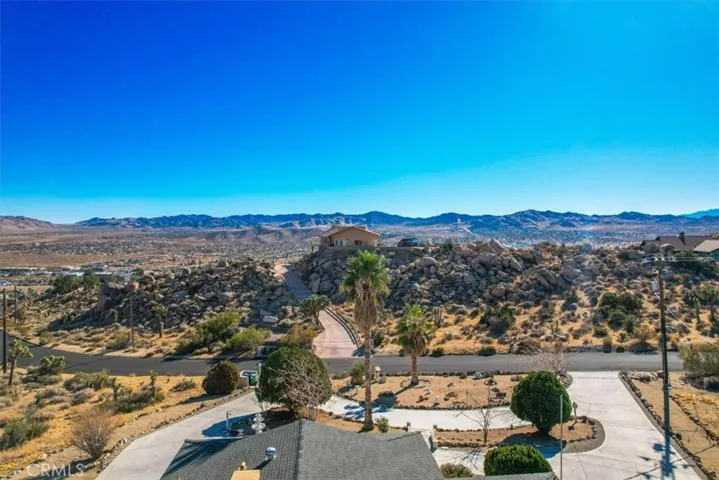 57100 Monticello Road, Yucca Valley, California 92284