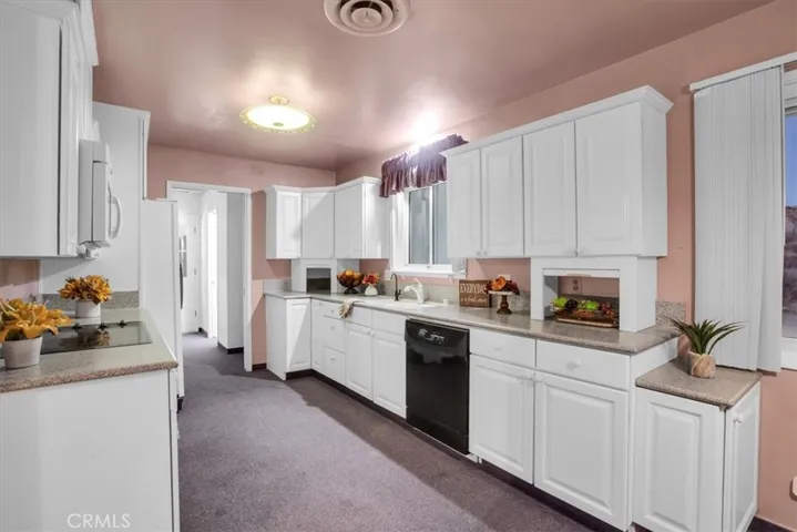 57100 Monticello Road, Yucca Valley, California 92284