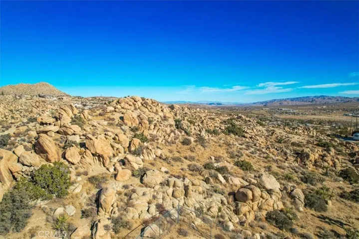 57100 Monticello Road, Yucca Valley, California 92284