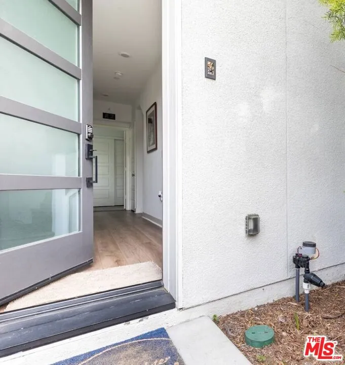 295 Dockside Lane, San Pedro, California 90731 home-pic-17