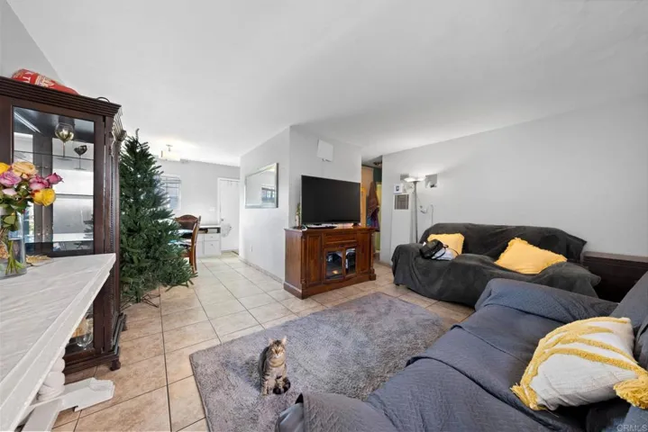 2173 77 Harrison Avenue, San Diego, California 92113