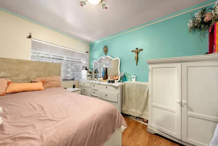 2173 77 Harrison Avenue, San Diego, California 92113