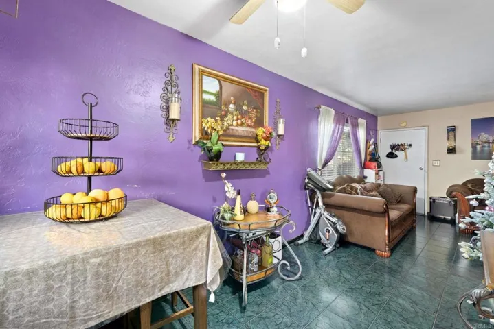 2173 77 Harrison Avenue, San Diego, California 92113