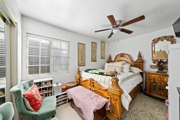 2173 77 Harrison Avenue, San Diego, California 92113