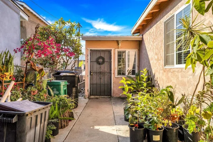 2173 77 Harrison Avenue, San Diego, California 92113