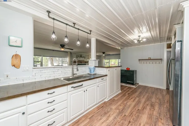 881 East Fork Road, Trinity Center, California 96091