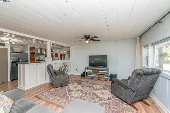 881 East Fork Road, Trinity Center, California 96091