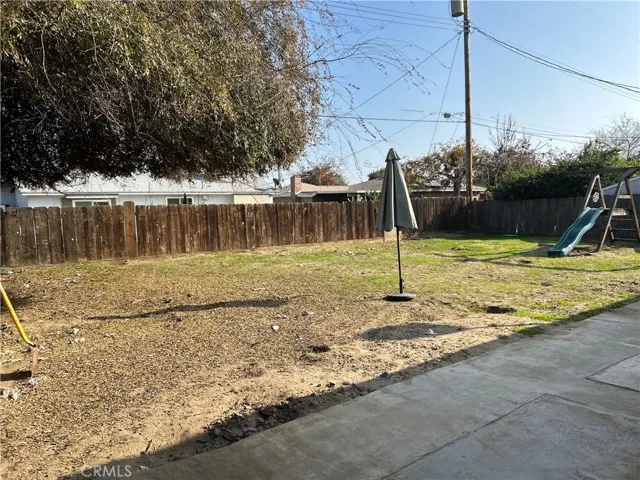 288 N Balmayne Street, Porterville, California 93257