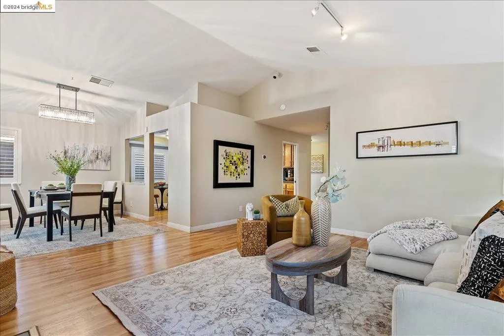 247 Heron Dr, Pittsburg, California 94565 home-pic-8