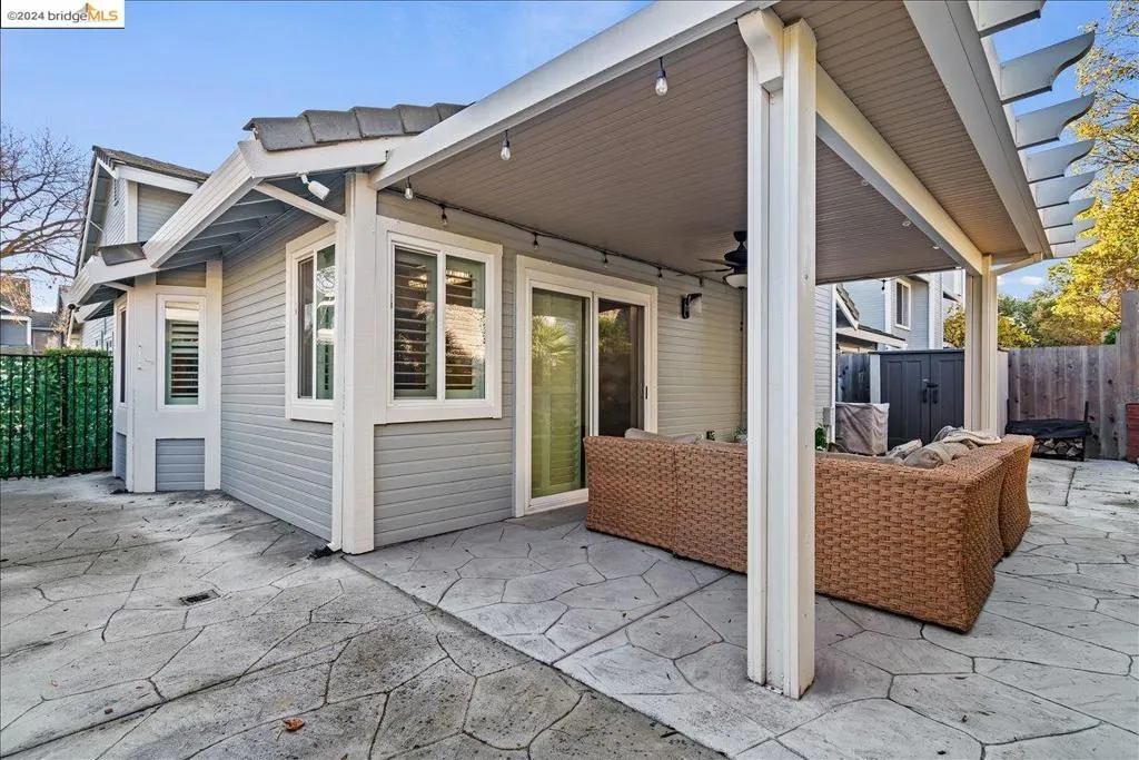 247 Heron Dr, Pittsburg, California 94565 home-pic-27