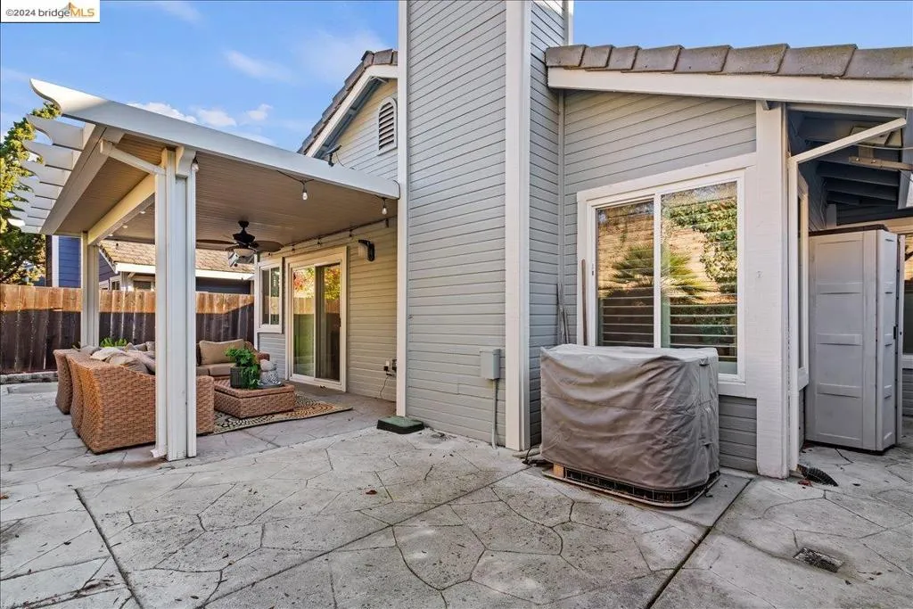 247 Heron Dr, Pittsburg, California 94565 home-pic-26