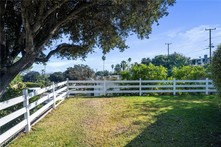 2070 Noble View Drive, Rancho Palos Verdes, California 90275