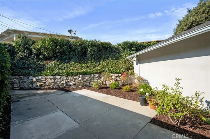2070 Noble View Drive, Rancho Palos Verdes, California 90275