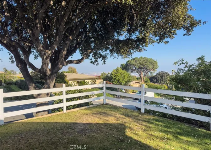 2070 Noble View Drive, Rancho Palos Verdes, California 90275