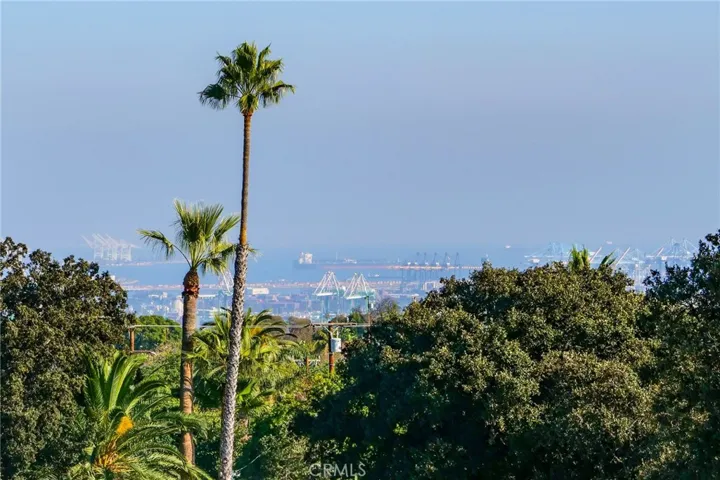 2070 Noble View Drive, Rancho Palos Verdes, California 90275