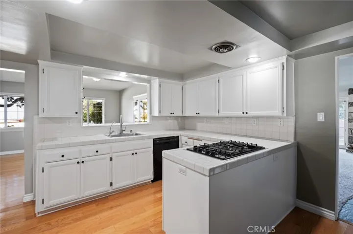 2070 Noble View Drive, Rancho Palos Verdes, California 90275