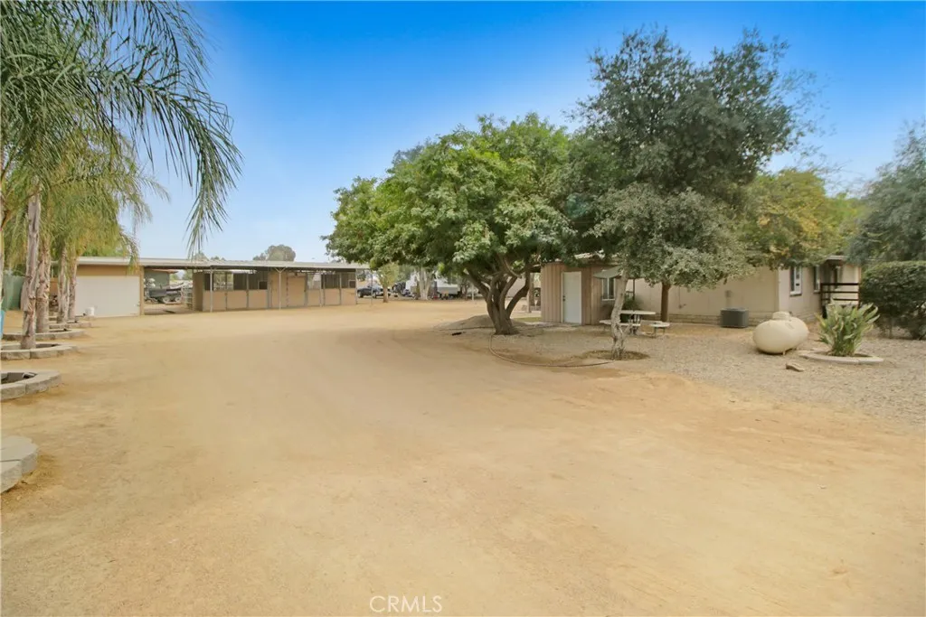 30620 Old Windmill Road, Menifee, California 92584 home-pic-11