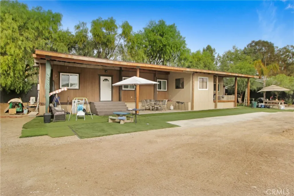 30620 Old Windmill Road, Menifee, California 92584 home-pic-4