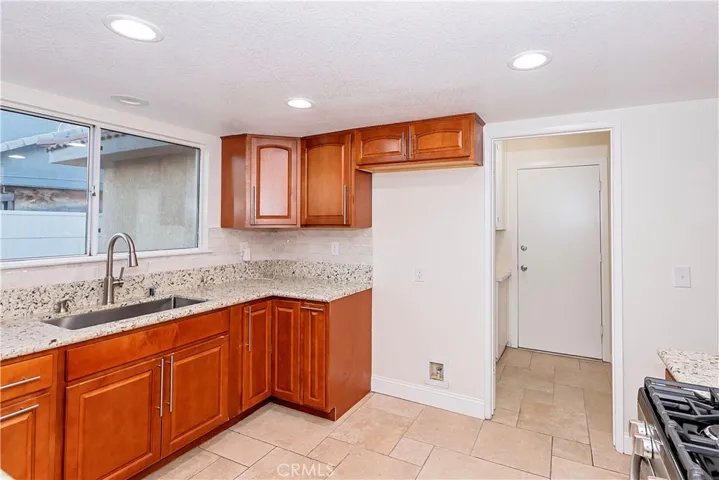 44156 Begonia Street, Lancaster, California 93535