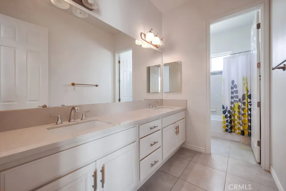 3086 Crystal Ridge Lane, Colton, California 92324 home-pic-52