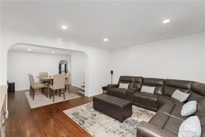 1446 Calumet Avenue, Los Angeles, California 90026