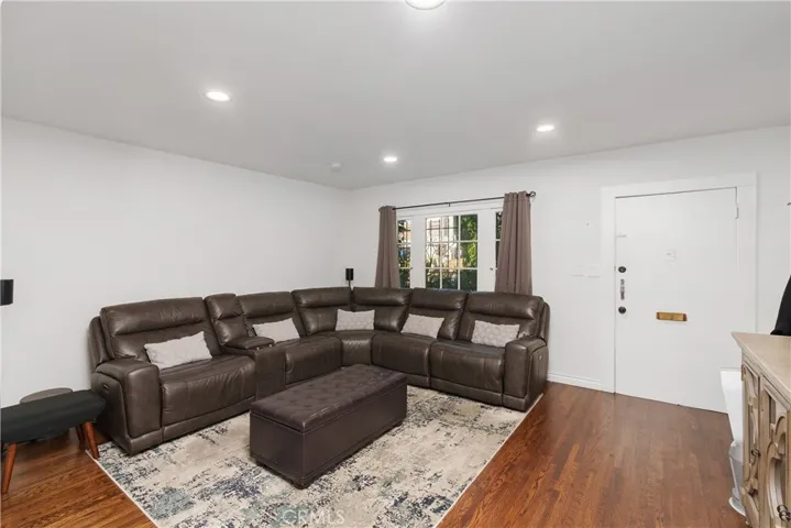 1446 Calumet Avenue, Los Angeles, California 90026