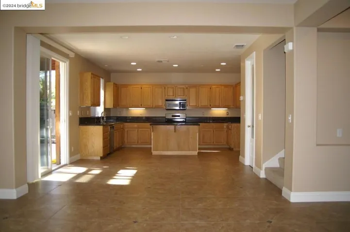235 Amesbury Ct, Discovery Bay, California 94505