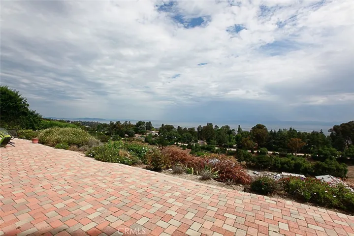 9 Coveview Drive, Rancho Palos Verdes, California 90275