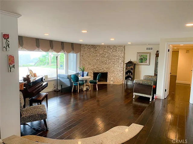 9 Coveview Drive, Rancho Palos Verdes, California 90275