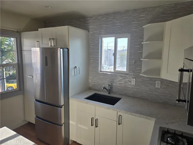213 Covina Avenue 2, Long Beach, California 90803