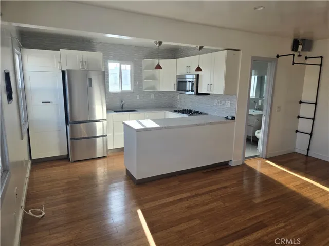 213 Covina Avenue 2, Long Beach, California 90803