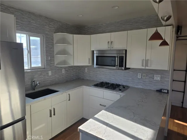 213 Covina Avenue 2, Long Beach, California 90803
