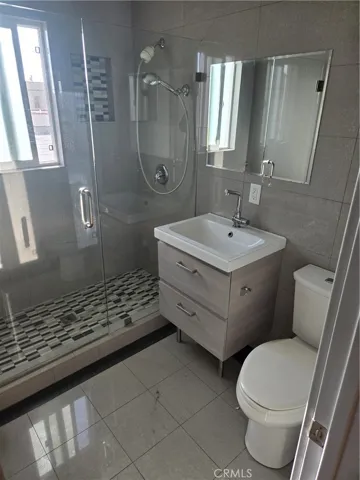 213 Covina Avenue 2, Long Beach, California 90803