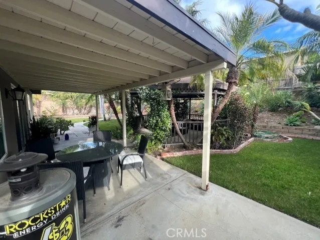 6105 Stonehurst Plaza, Yorba Linda, California 92886