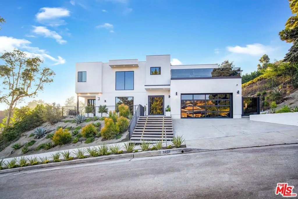 3255 Canyon Lake Drive, Los Angeles, California 90068 home-pic-66