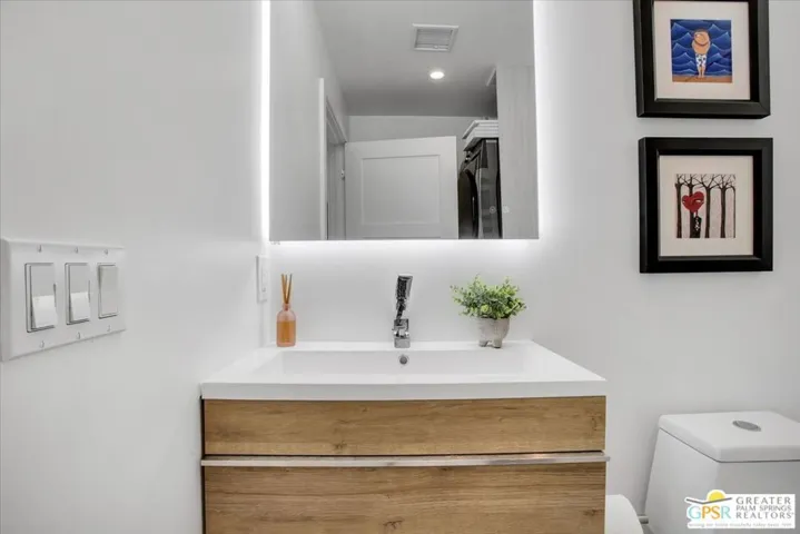 4318 E Camino San Miguel, Palm Springs, California 92264