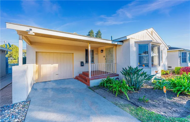 12922 Stanford Avenue, Los Angeles, California 90059