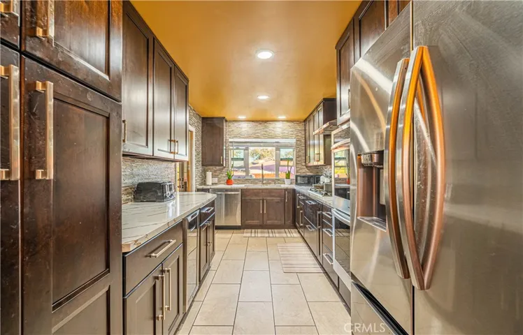 12922 Stanford Avenue, Los Angeles, California 90059