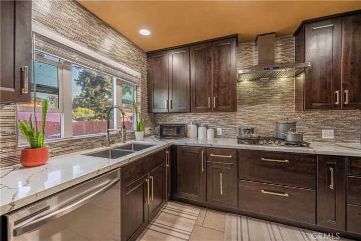 12922 Stanford Avenue, Los Angeles, California 90059