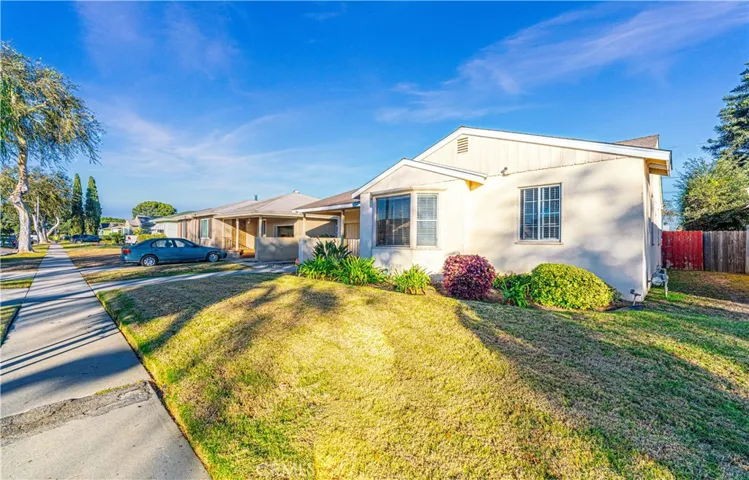 12922 Stanford Avenue, Los Angeles, California 90059