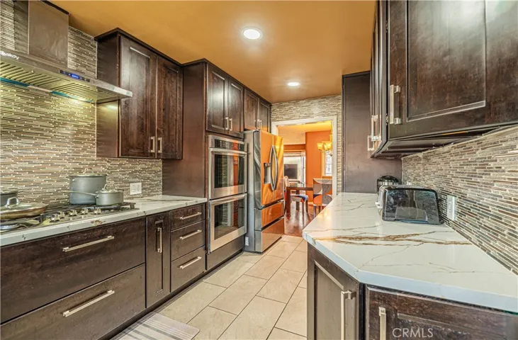 12922 Stanford Avenue, Los Angeles, California 90059