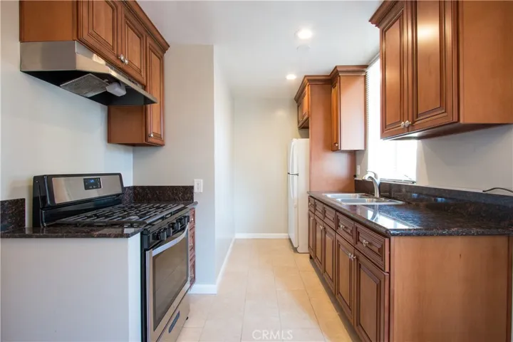 2512 Canada Boulevard 5, Glendale, California 91208