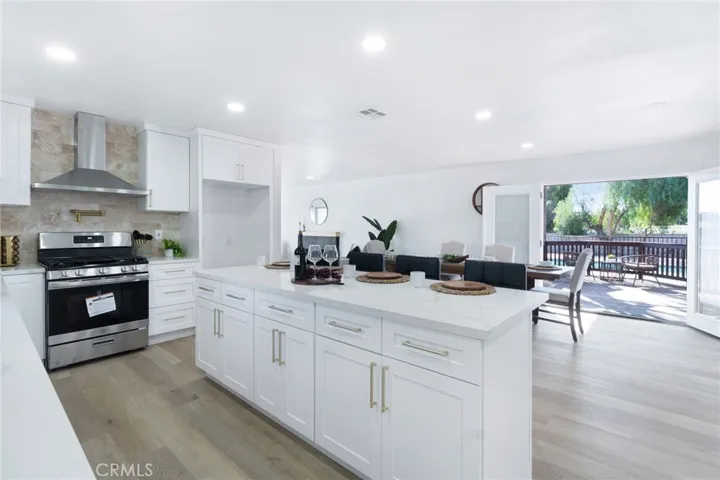 10042 54th Street, Jurupa Valley, California 92509