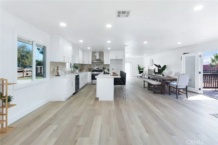 10042 54th Street, Jurupa Valley, California 92509