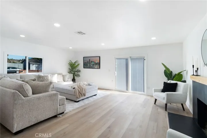 10042 54th Street, Jurupa Valley, California 92509