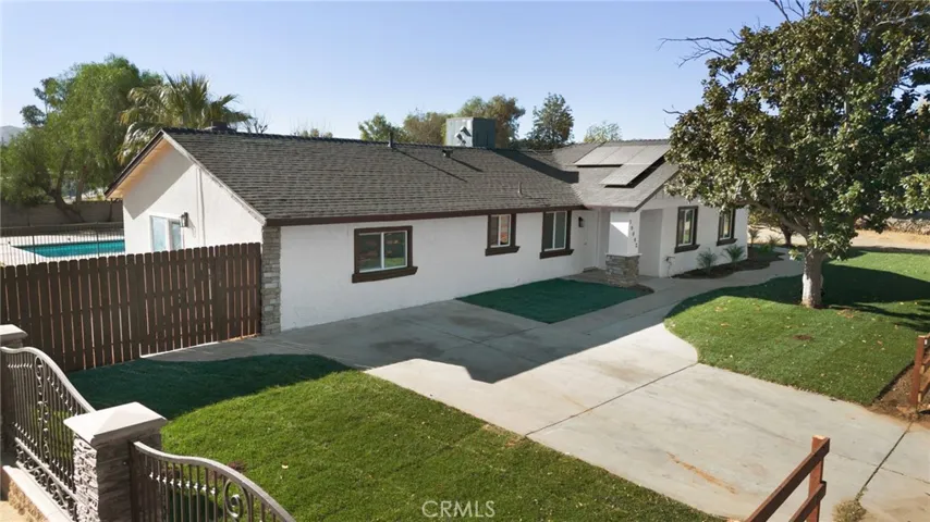 10042 54th Street, Jurupa Valley, California 92509